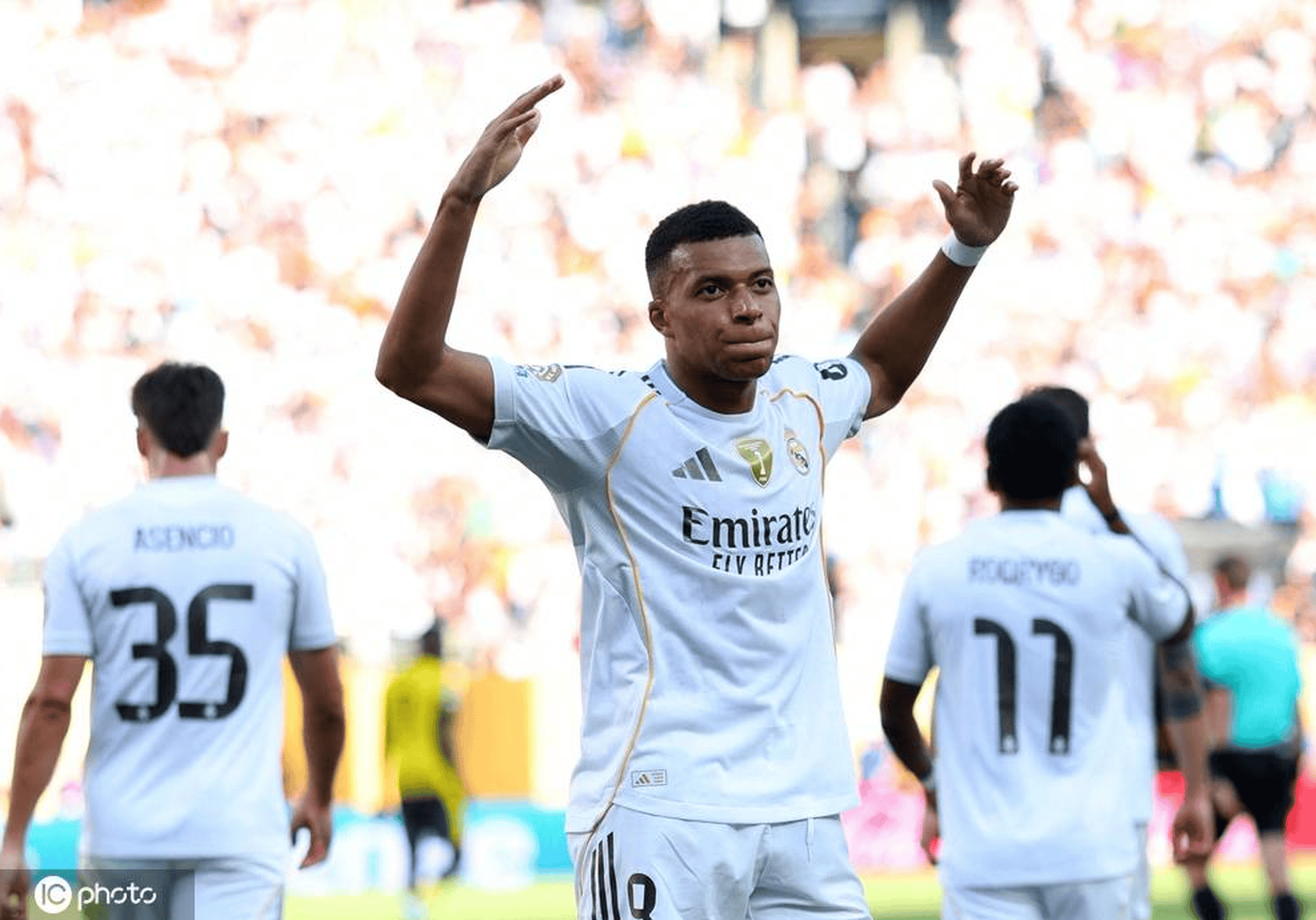 姆巴佩与60激战澳大利亚队分钟，出色发挥胜负难料！，穆雷焦点对战赢得满堂喝彩的简单介绍