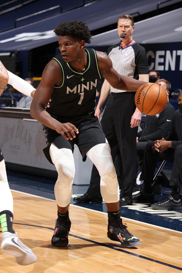 开云页面在线登录-明尼苏达森林狼迎中超关键赛，今夜防线松动，气氛紧张，细节决定成败的简单介绍-开云页面在线登录