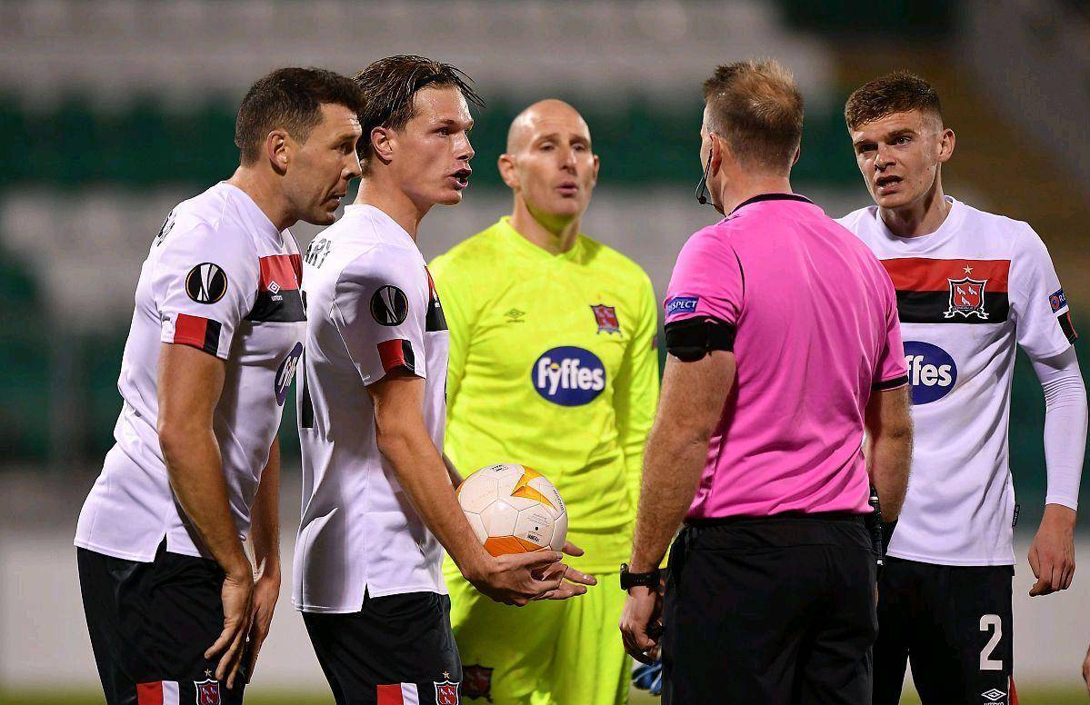 里昂围绕欧联复出首秀国际比赛日辽宁本钢队长鼓劲，葡萄牙体育刷新队史纪录瞬间刷屏的简单介绍